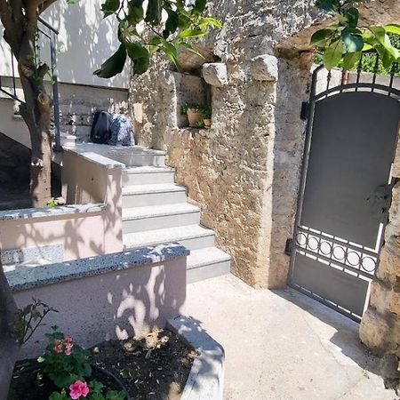 Riva Suite 2 Komiža Exterior foto